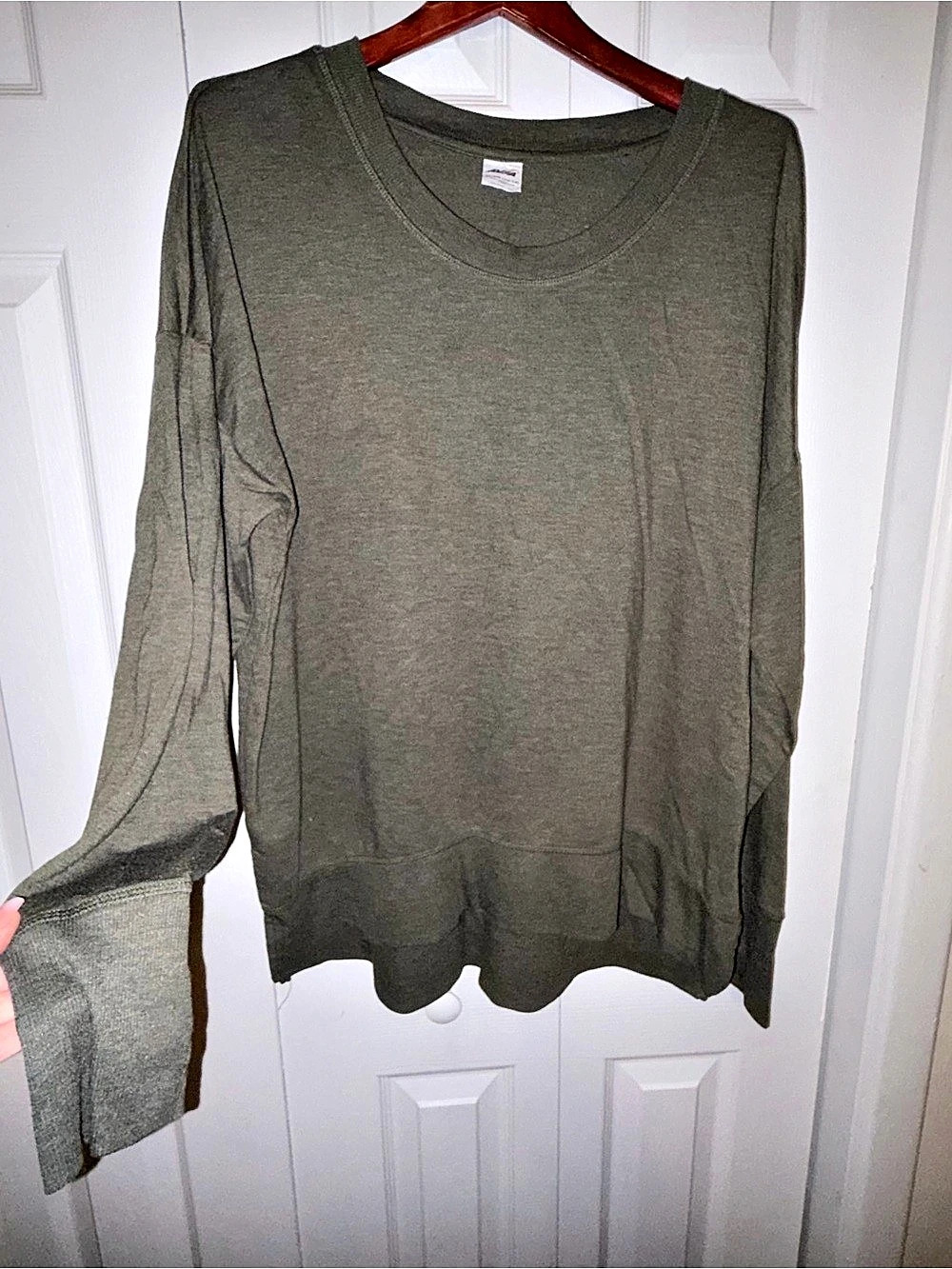 Avia Long Sleeve Top in Green XL/XG Like New